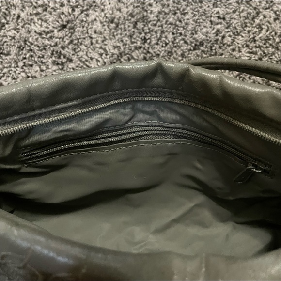 Makeup Bag - Picture 2 of 3